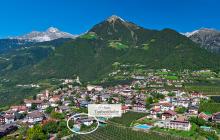 Lage Garni Taubenthaler in Dorf Tirol bei Meran