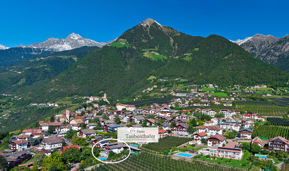 Panorama - Lage Garni Taubenthaler in Dorf Tirol